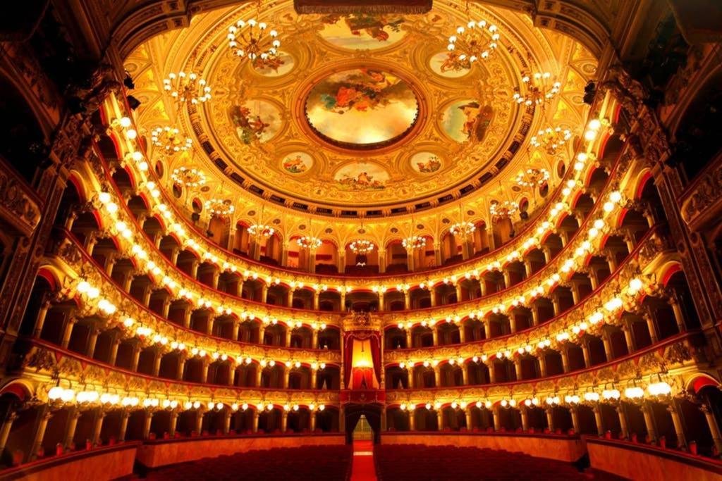 Апартаменты Dock78 - Miniloft In Catania Center Экстерьер фото