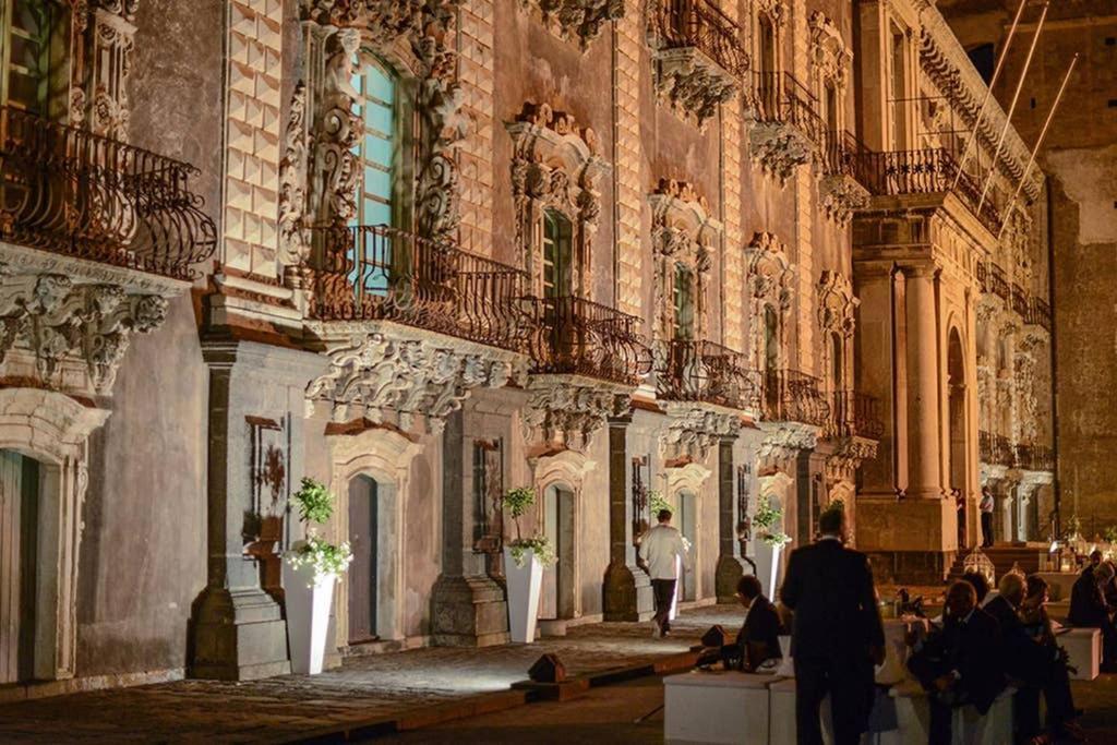 Апартаменты Dock78 - Miniloft In Catania Center Экстерьер фото